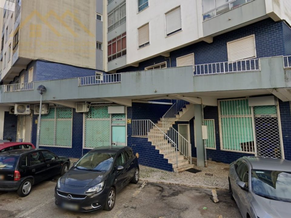 Erhvervsejendom i Loures, Lisbon - foto 2