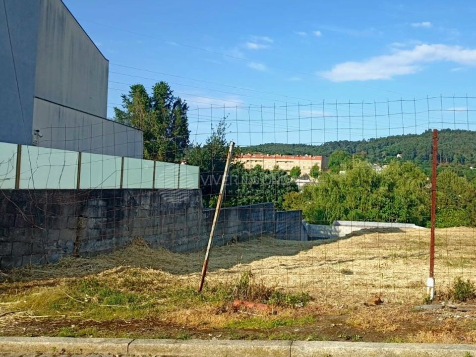 Helårsgrund i Vila Nova de Gaia, Porto - foto 1
