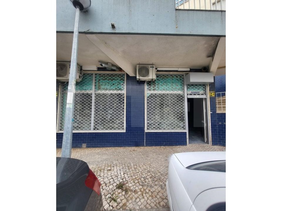 Erhvervsejendom i Loures, Lisbon - foto 1