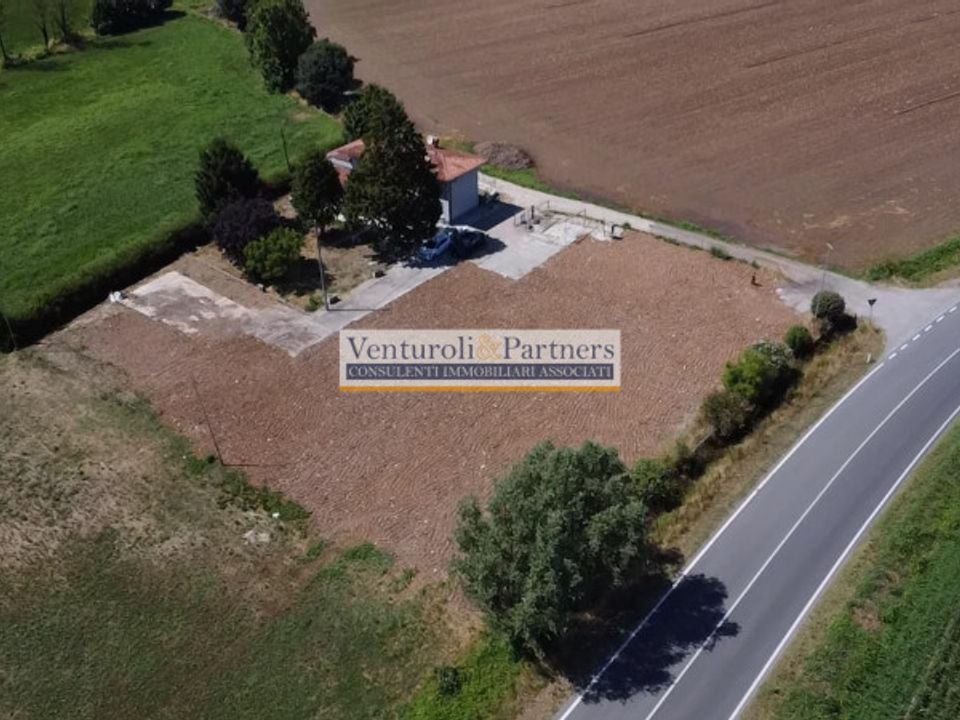Helårsgrund i Montichiari, Brescia - foto 2