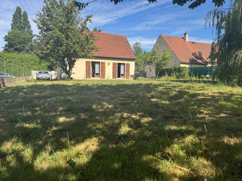 Villa i Crépy-en-Valois, Oise - foto 1