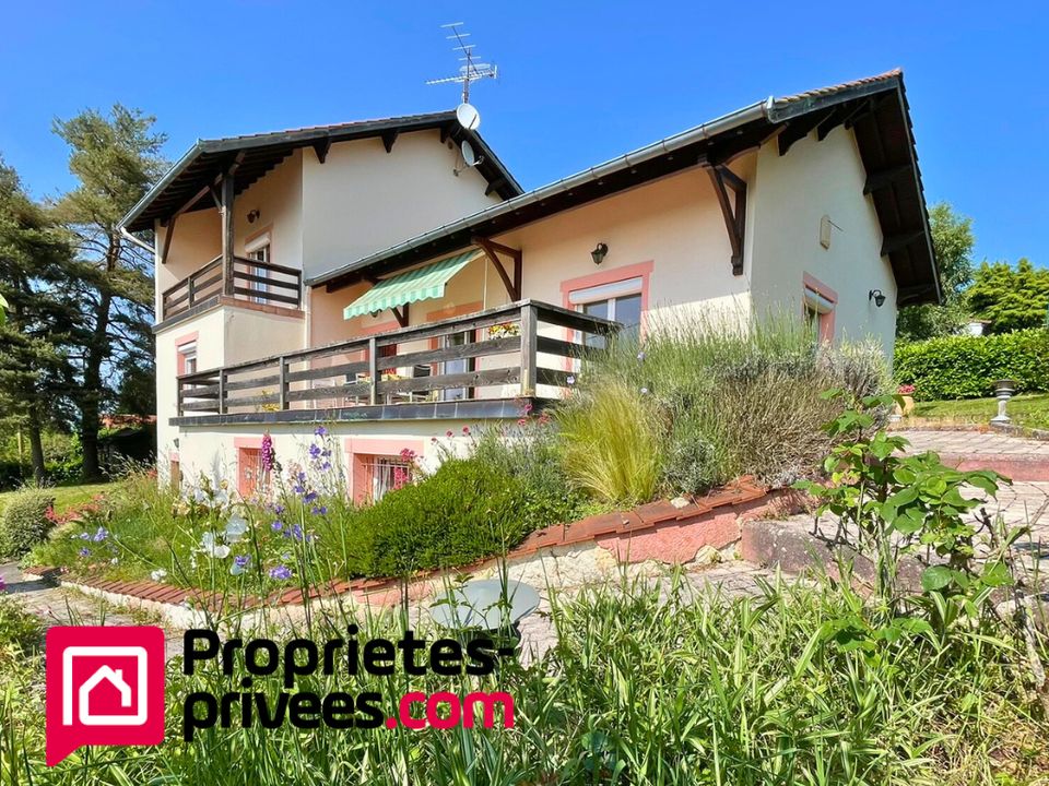 Villa i Cours-la-Ville, Rhone - foto 1