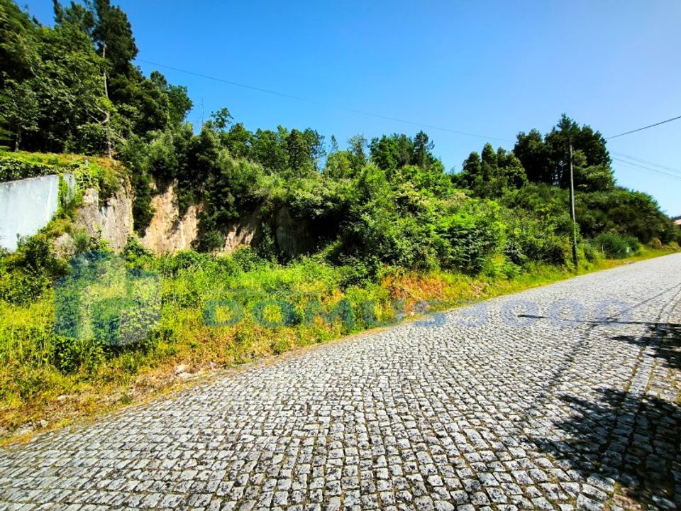 Helårsgrund i Ansiaes, Porto - foto 1