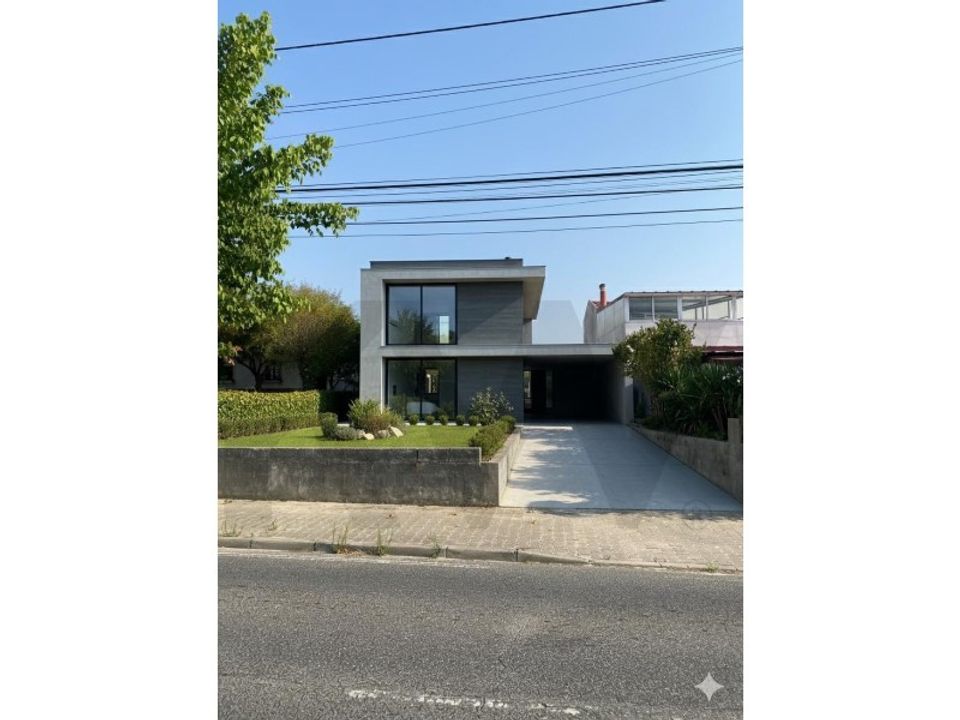 Helårsgrund i Valado dos Frades, Leiria - foto 1