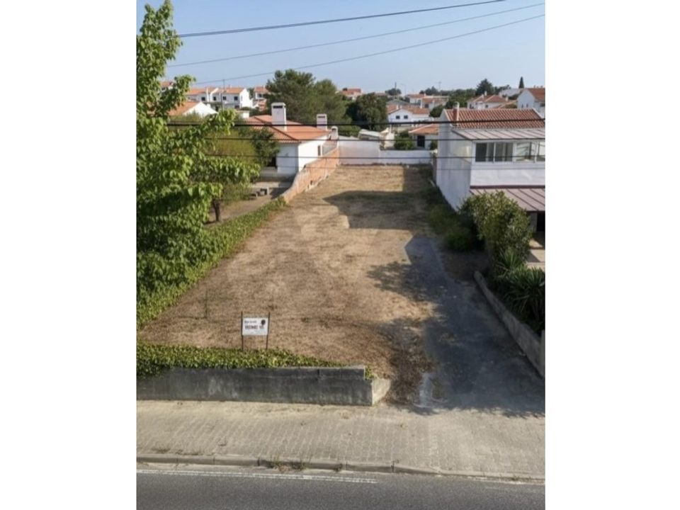 Helårsgrund i Valado dos Frades, Leiria - foto 2