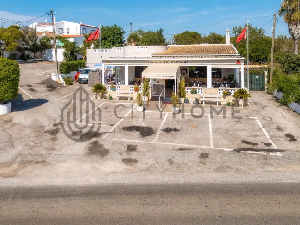 Erhvervsejendom i Guia, Faro - foto 1