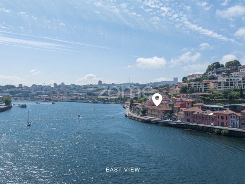 Erhvervsejendom i Santa Marinha do Zezere, Porto - foto 4