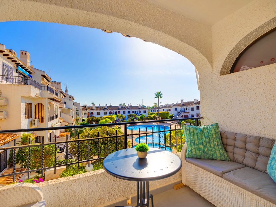 Lejlighed i Cabo Roig, Alicante - foto 1