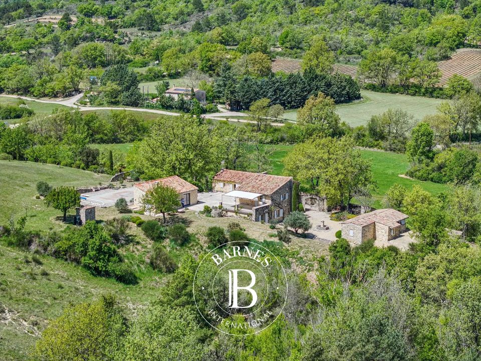 Villa i Cereste, Alpes-de-Haute-Provence - foto 2