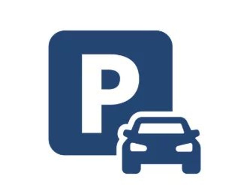 Parkeerruimte in Nice, Alpes-Maritimes - foto 1