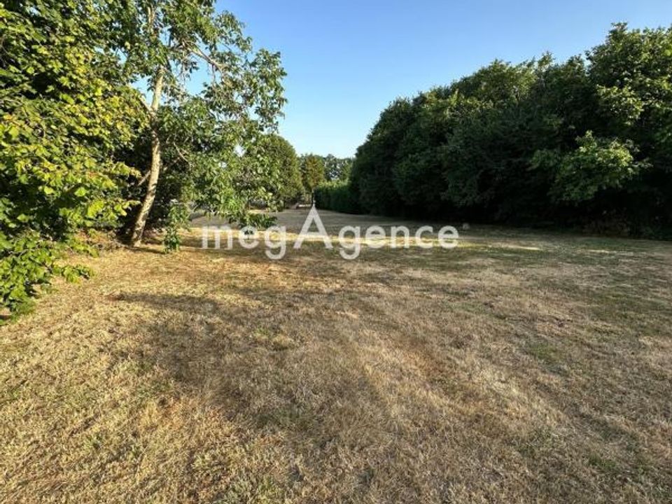 Helårsgrund i Saint-Cyr, Vienne - foto 4