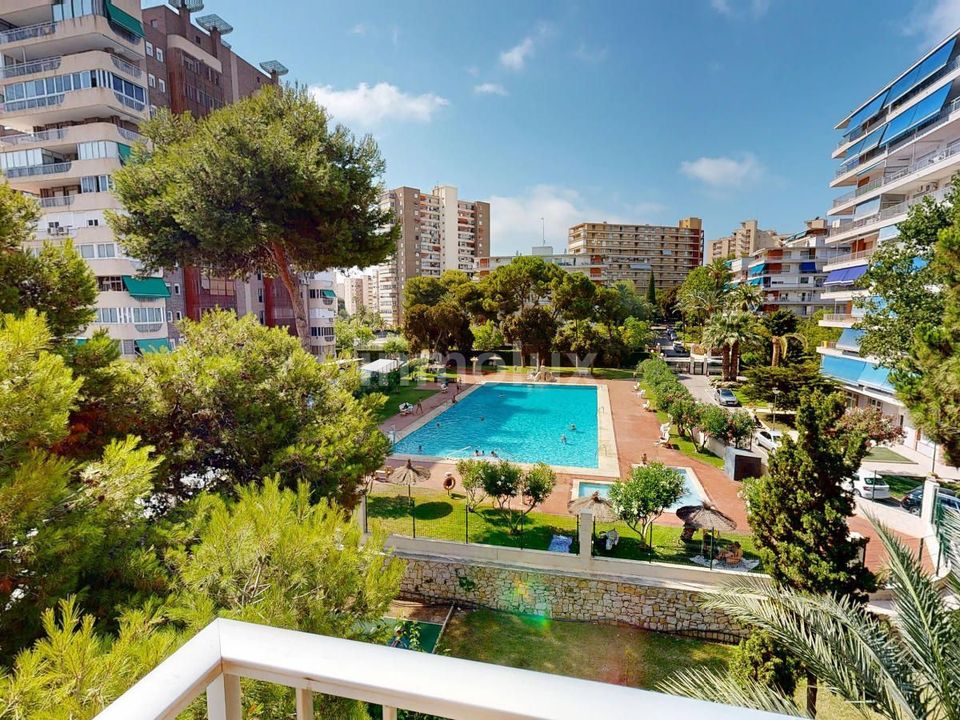 Lejlighed i Alicante, Alicante - foto 1