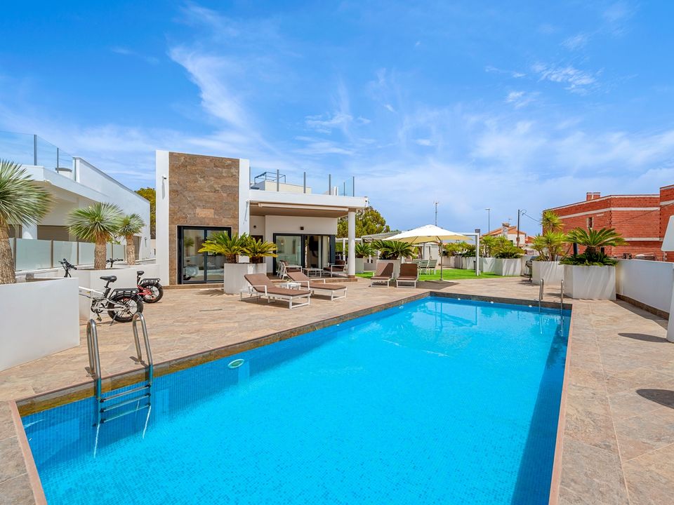 Villa i Villamartin, Alicante - foto 1