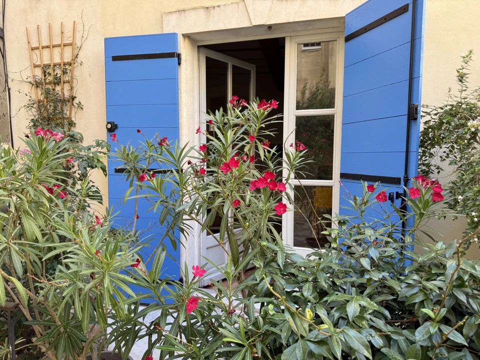 Villa en Arles, Bouches-du-Rhone - foto 2