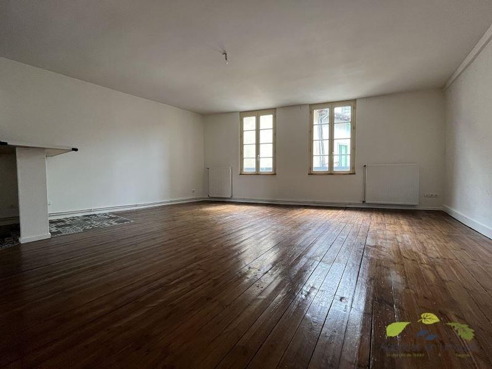Apartament a Saint-Leonard-de-Noblat, Haute-Vienne - foto 2