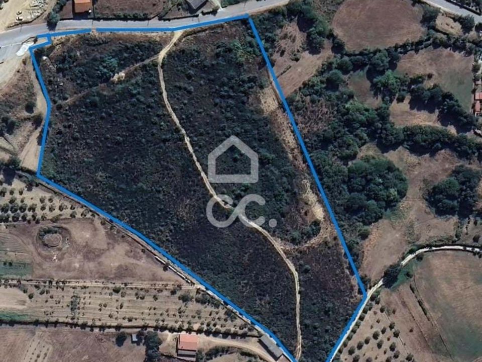 Helårsgrund i Vila Pouca de Aguiar, Vila Real - foto 1