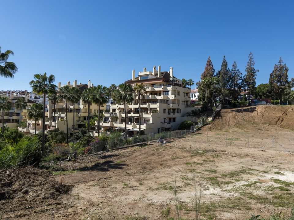 Helårsgrund i Marbella, Malaga - foto 4
