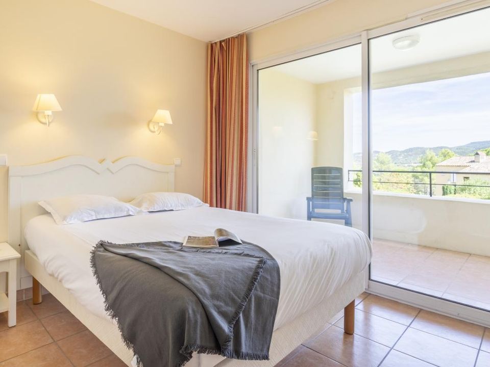 Apartamento en Mallemort, Bouches-du-Rhone - foto 2