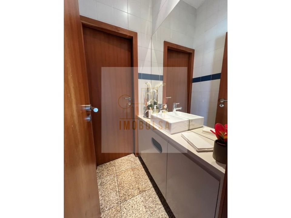 Erhvervsejendom i Moreira, Porto - foto 3