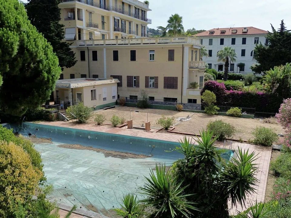 Helårsgrund i Bordighera, Imperia - foto 2