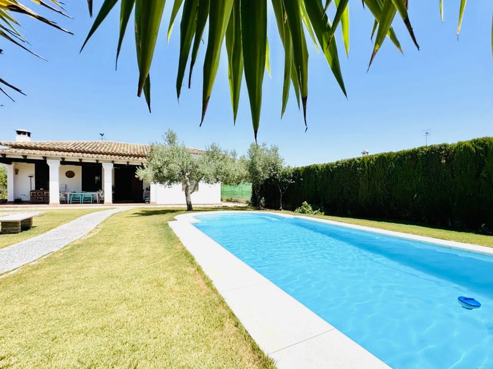 Villa i Sierra De Yeguas, Malaga - foto 1