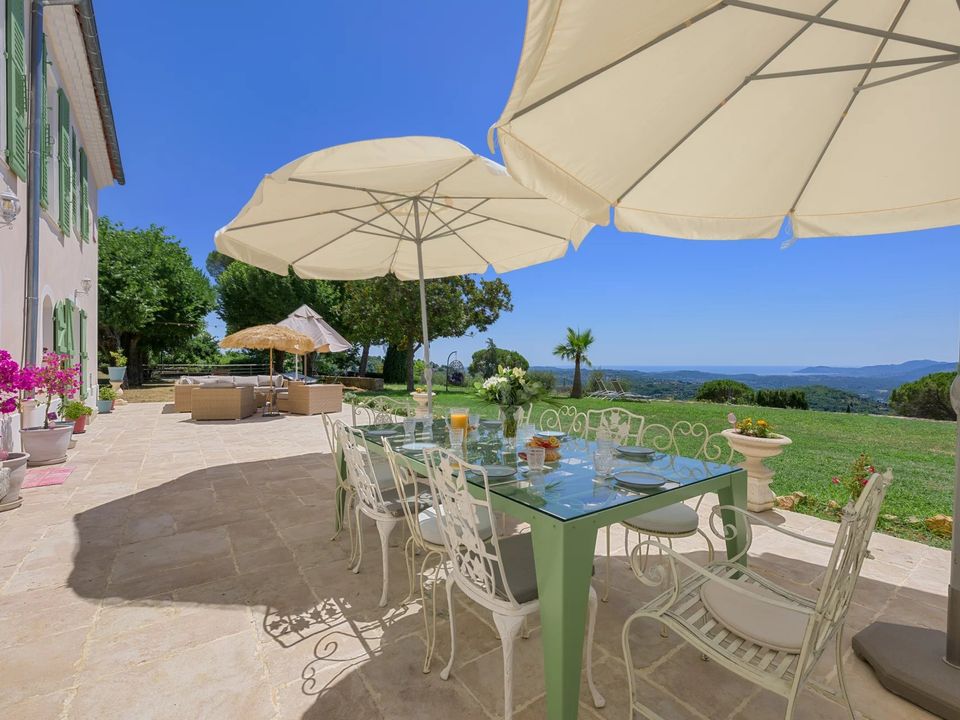 Villa a Magagnosc, Alpes-Maritimes - foto 1