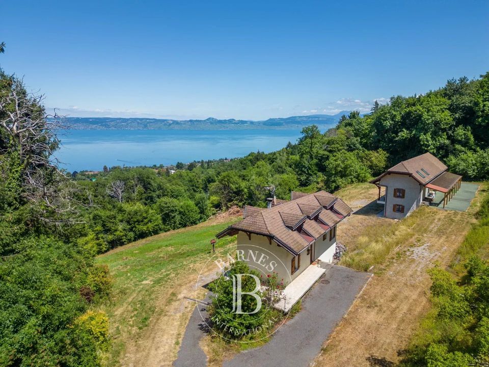 Landejendom i Evian-les-Bains, Haute-Savoie - foto 3