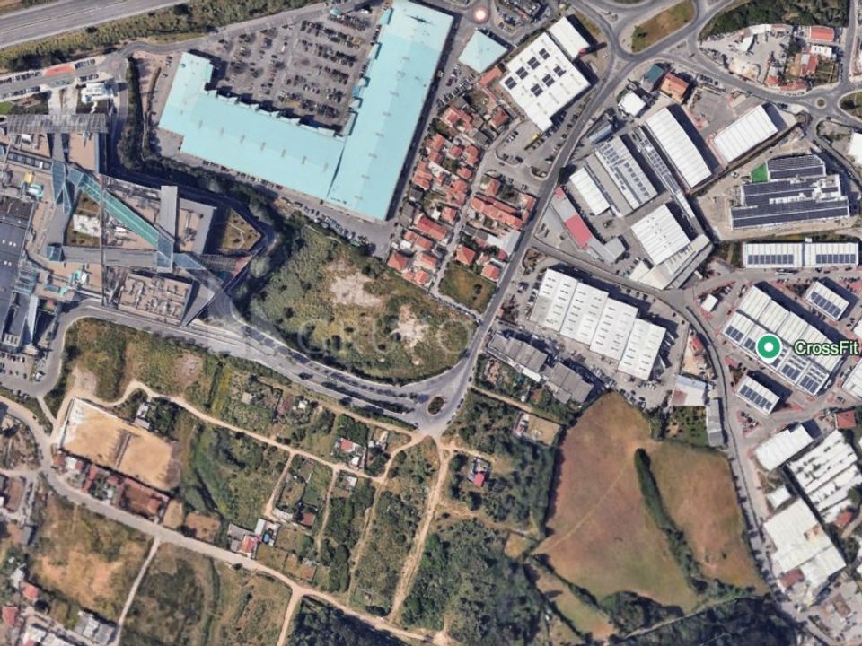 Helårsgrund i Rio de Mouro-Estacao, Lisbon - foto 4