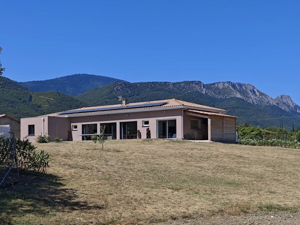Villa i Saint-Paul-de-Fenouillet, Pyrenees-Orientales - foto 1