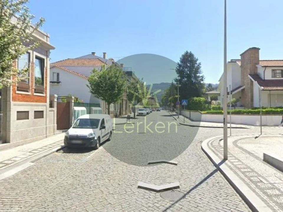 Erhvervsejendom i Santo Tirso, Porto - foto 2