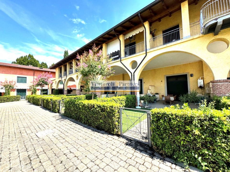 Lejlighed i Sirmione, Brescia - foto 1