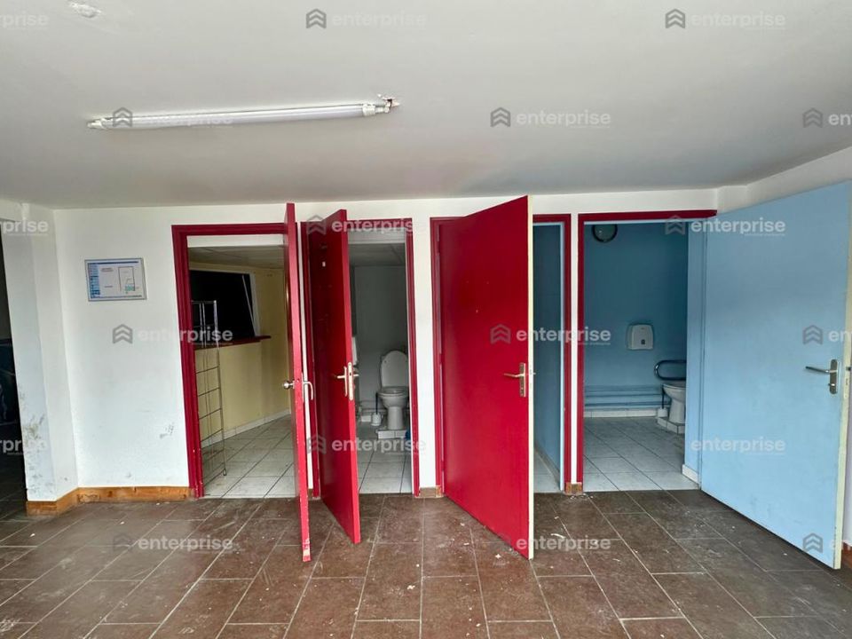 Erhvervsejendom i Saint-Maximin, Oise - foto 3