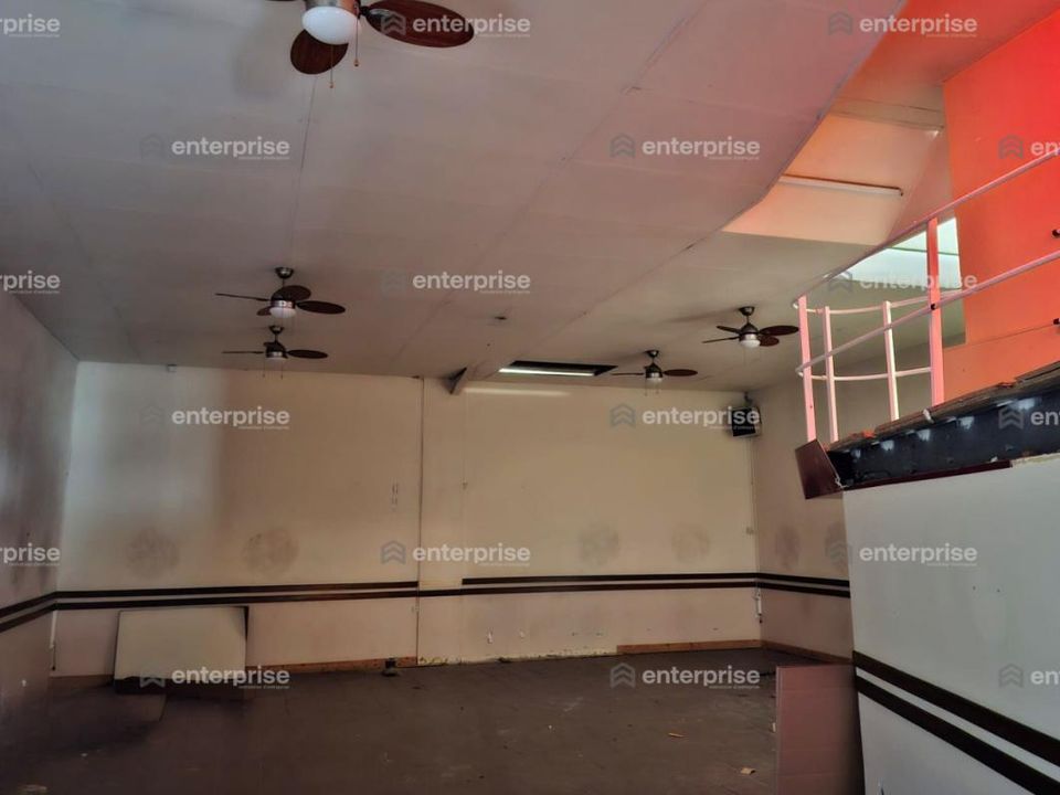 Erhvervsejendom i Saint-Maximin, Oise - foto 4