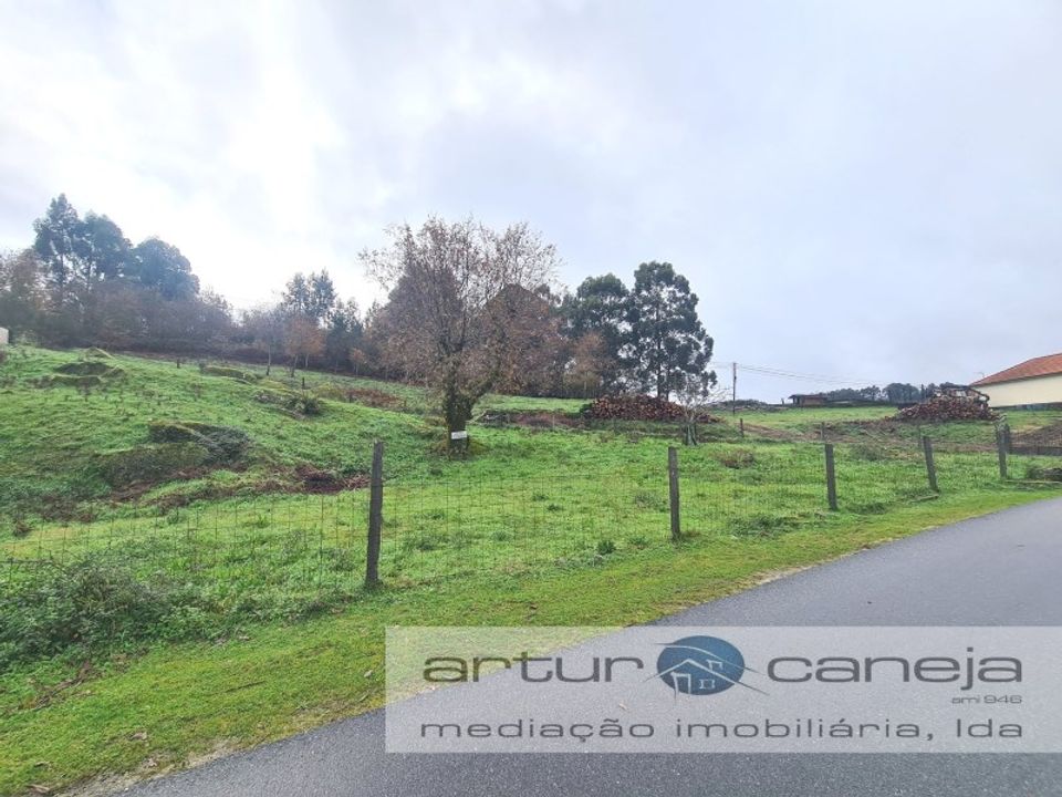 Helårsgrund i Arcos de Valdevez, Viana do Castelo - foto 2