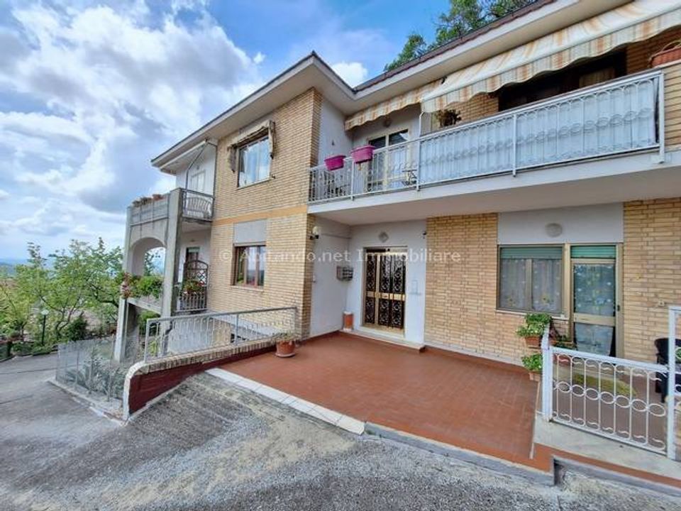 Apartamento en Penne, Pescara - foto 1