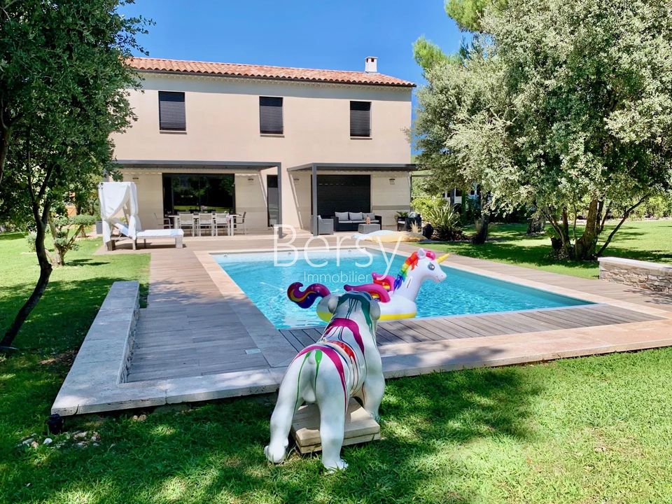 Villa i Saint-Didier, Vaucluse - foto 1