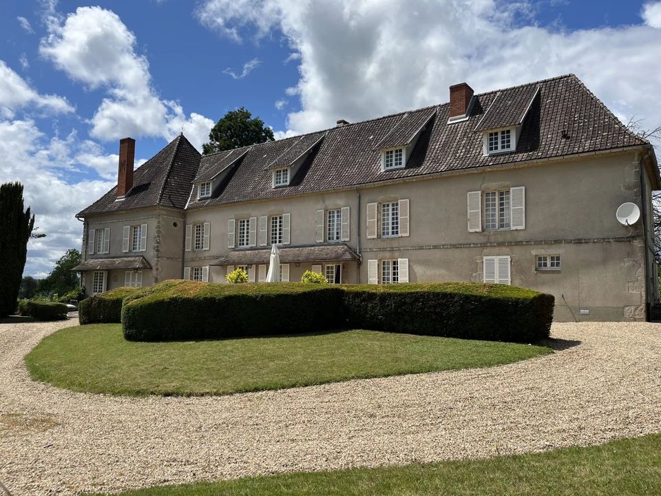 Villa i Limoges, Haute-Vienne - foto 1
