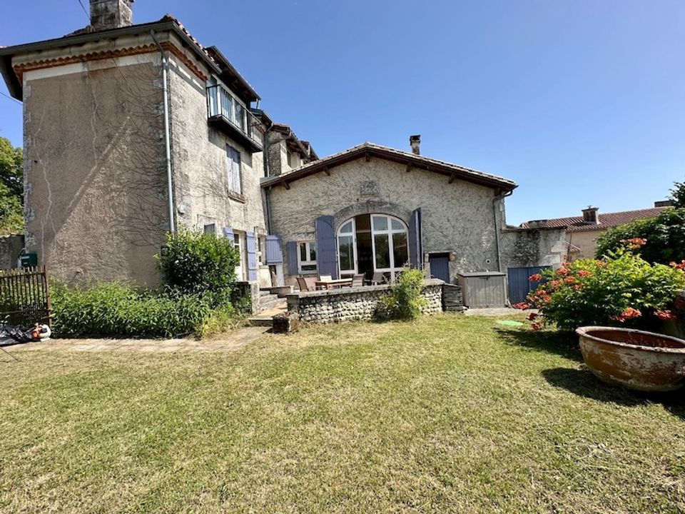 Villa i Bouteilles-Saint-Sebastien, Dordogne - foto 1