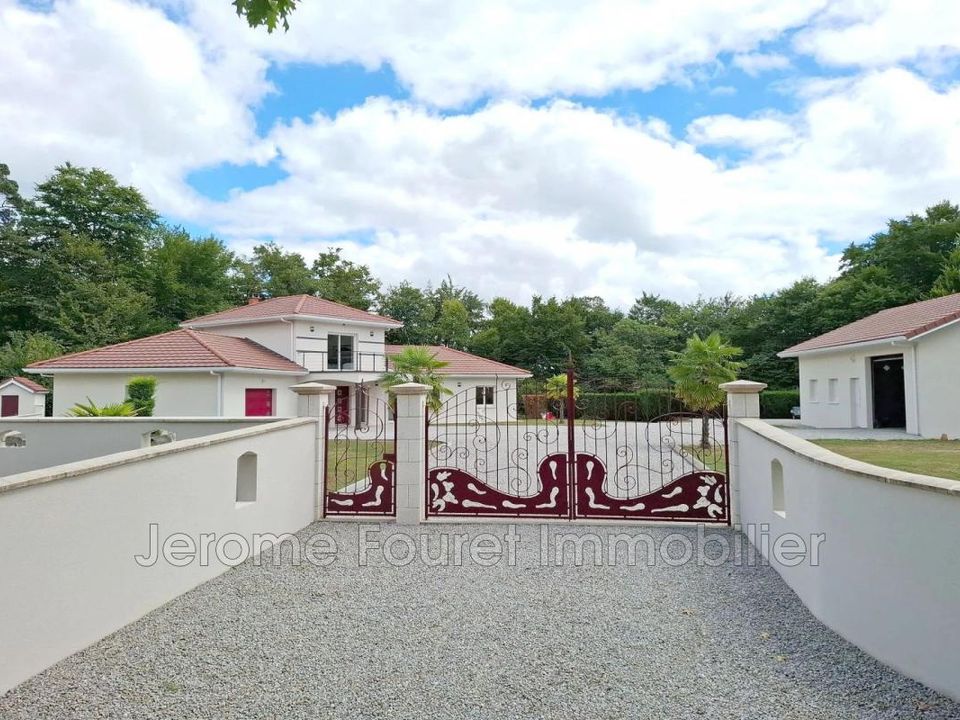 Villa in Tulle, Correze - photo 2