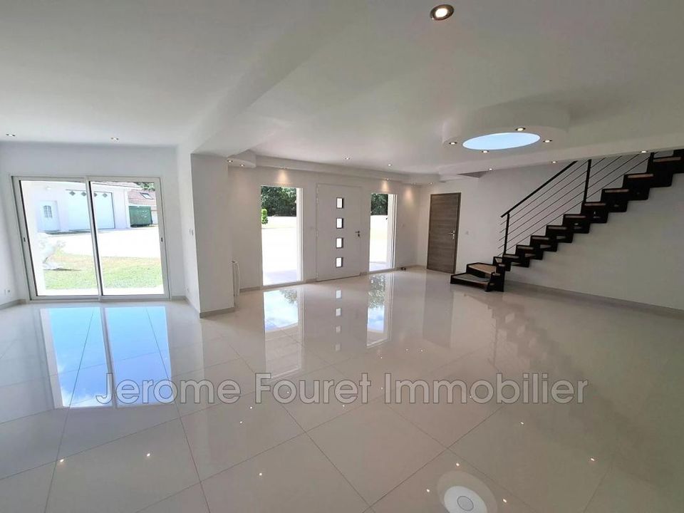 Villa in Tulle, Correze - photo 4