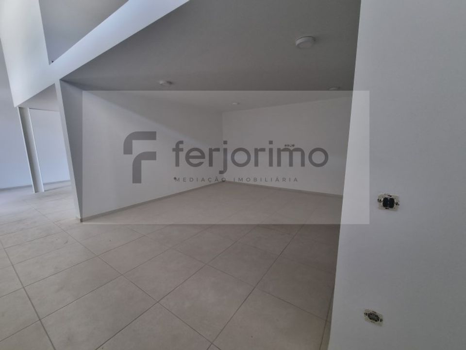 Bungalow in Guimaraes, Braga - photo 5