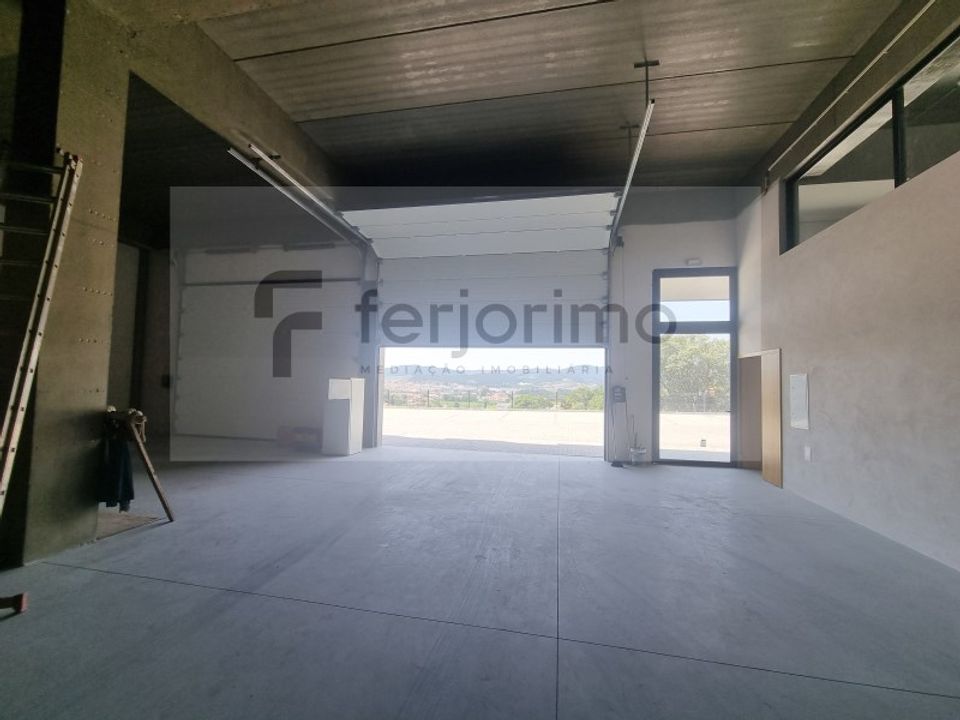 Bungalow in Guimaraes, Braga - photo 1