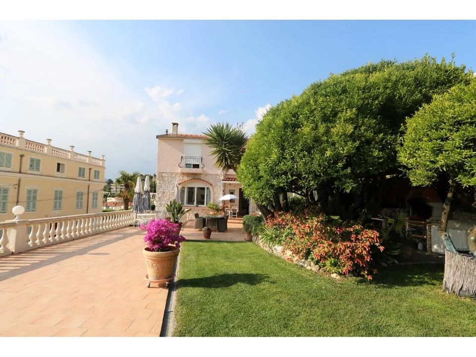 Villa i Nice, Alpes-Maritimes - foto 1