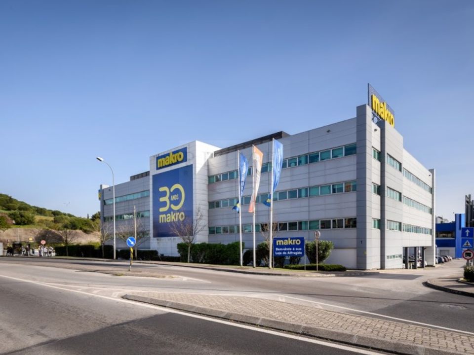 L'establiment comercial a Carnaxide, Lisbon - foto 1