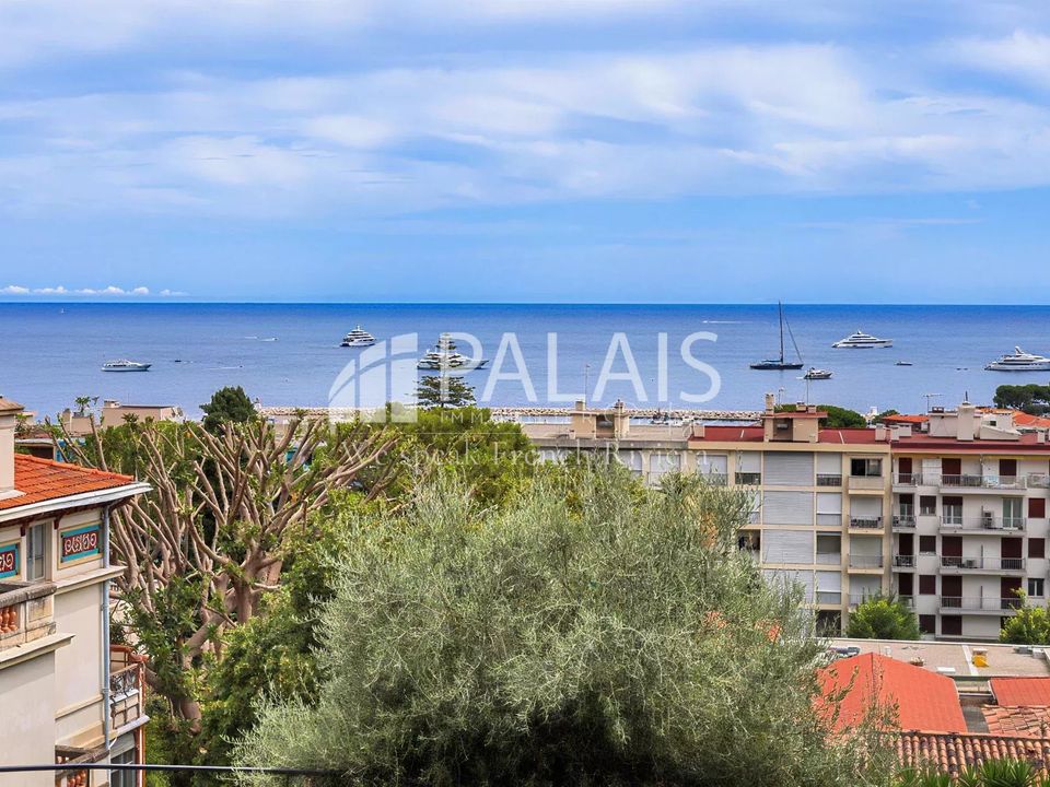Lejlighed i Beaulieu-sur-Mer, Alpes-Maritimes - foto 1
