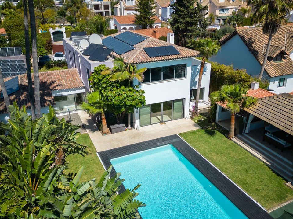 Villa i Cancelada, Malaga - foto 1
