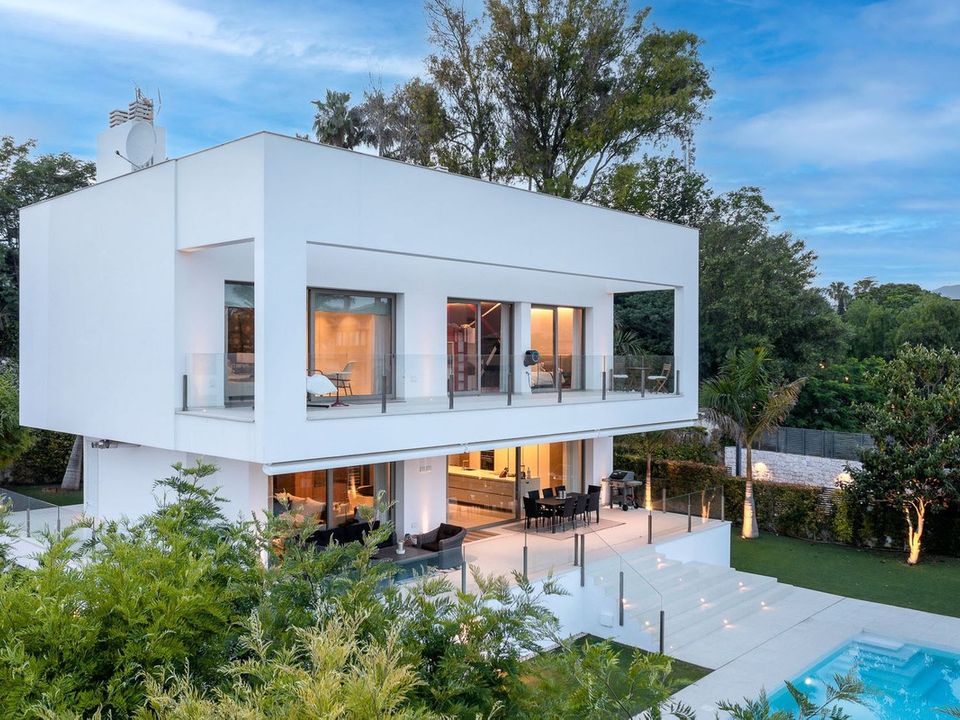 Villa i Guadalmina, Malaga - foto 1