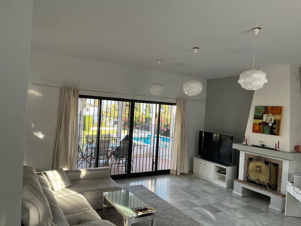 Villa i Las Chapas, Malaga - foto 3