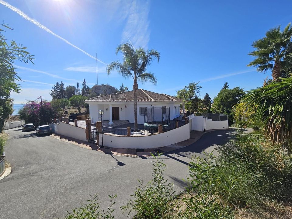 Villa i Benalmadena, Malaga - foto 1