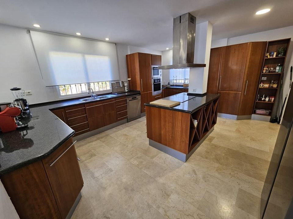 Villa i Benalmadena, Malaga - foto 3